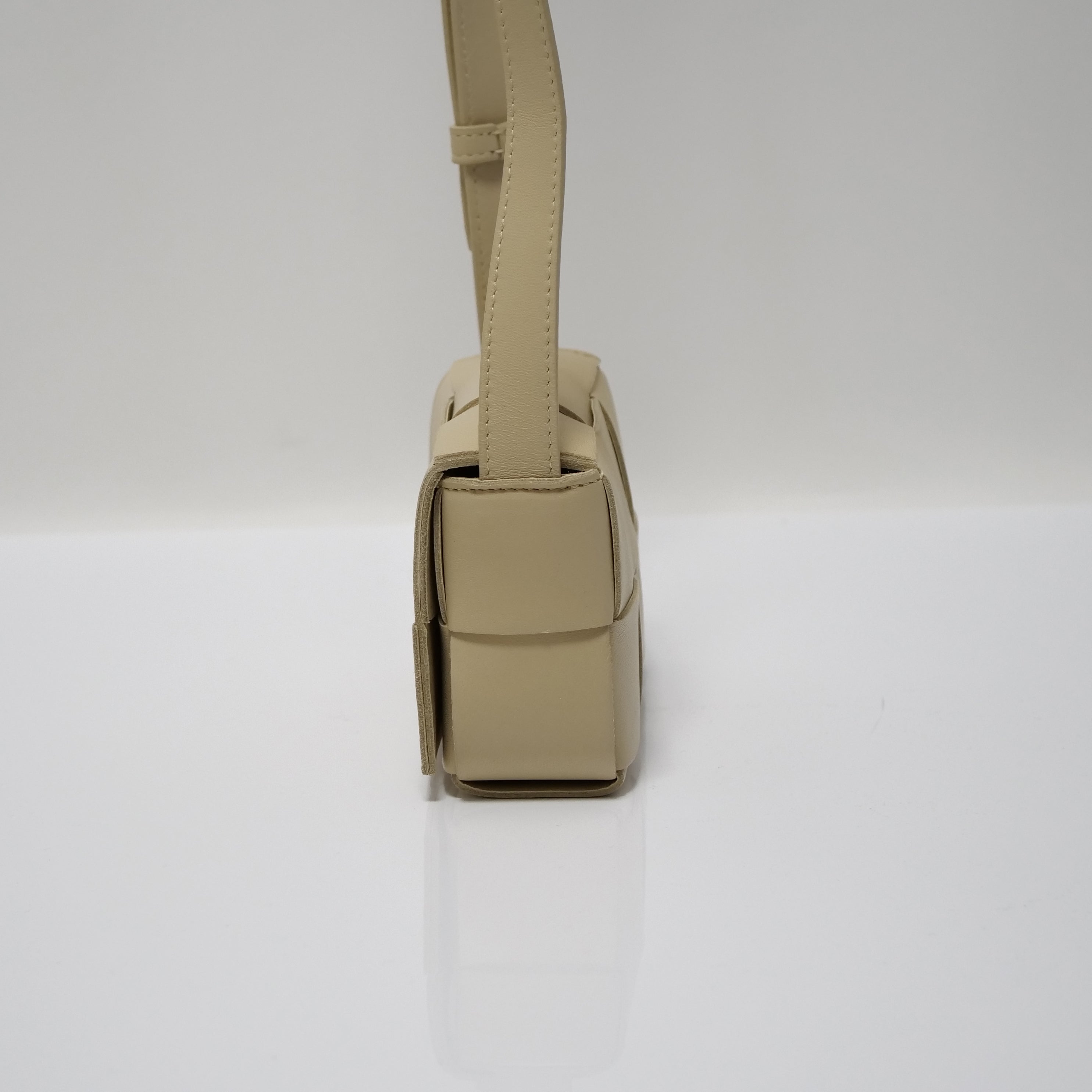 BOTTEGA VENETA Cassette Candy Mini Shoulder Bag 666688