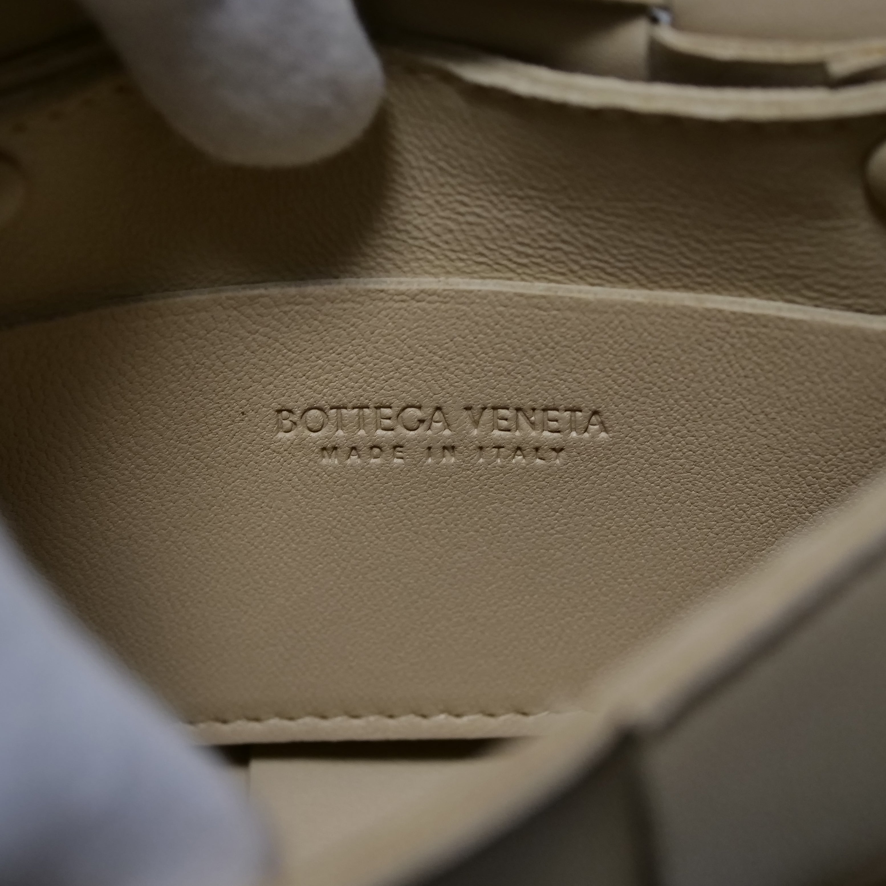 BOTTEGA VENETA Cassette Candy Mini Shoulder Bag 666688