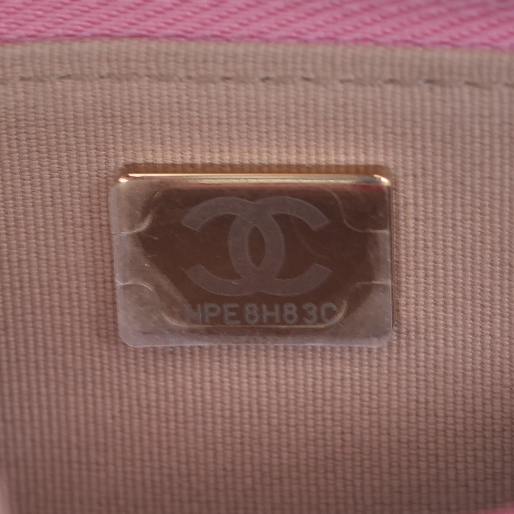 CHANEL Caviar Chain Wallet AP3516 IC Tag