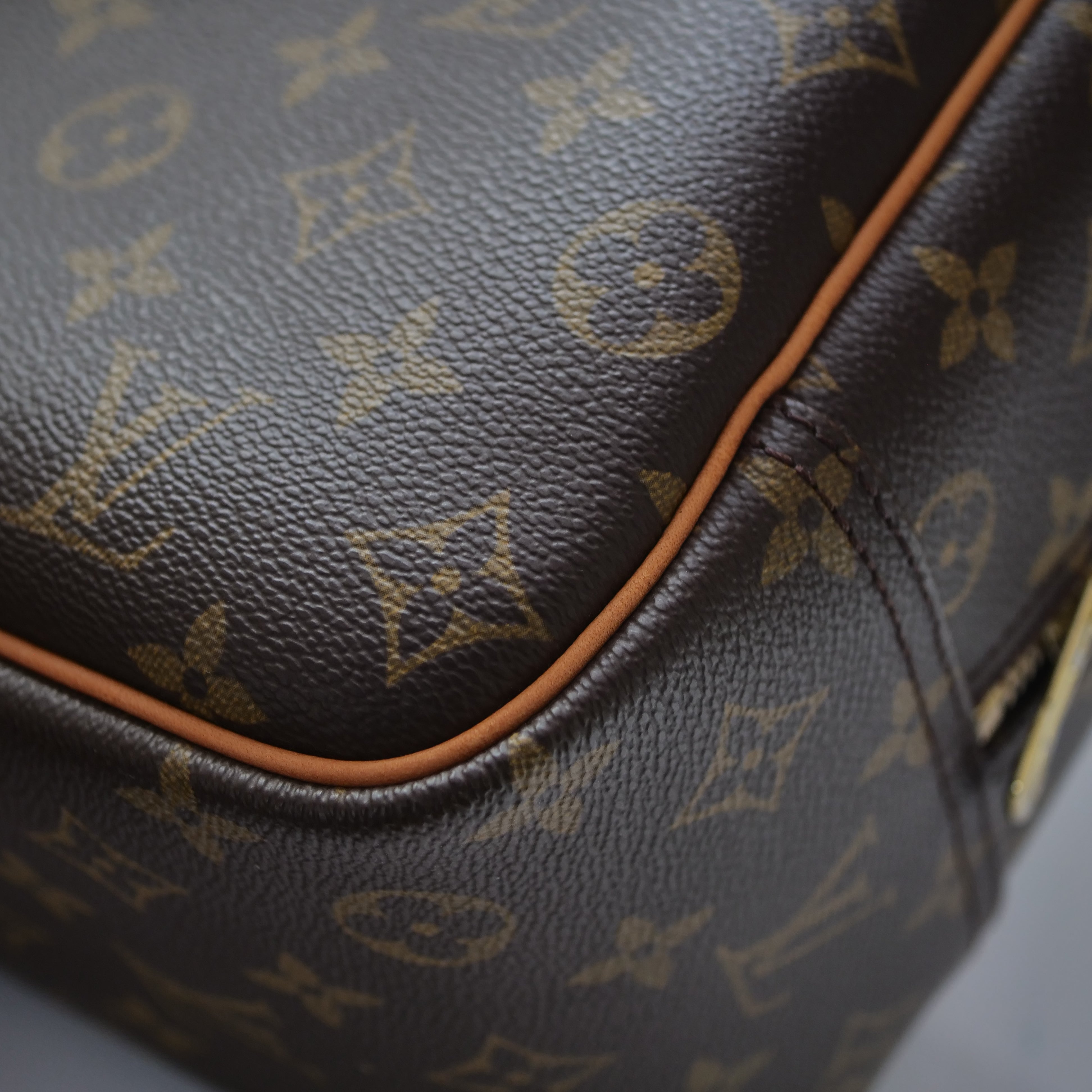 LOUIS VUITTON Deauville Monogram Hand Bag M47270