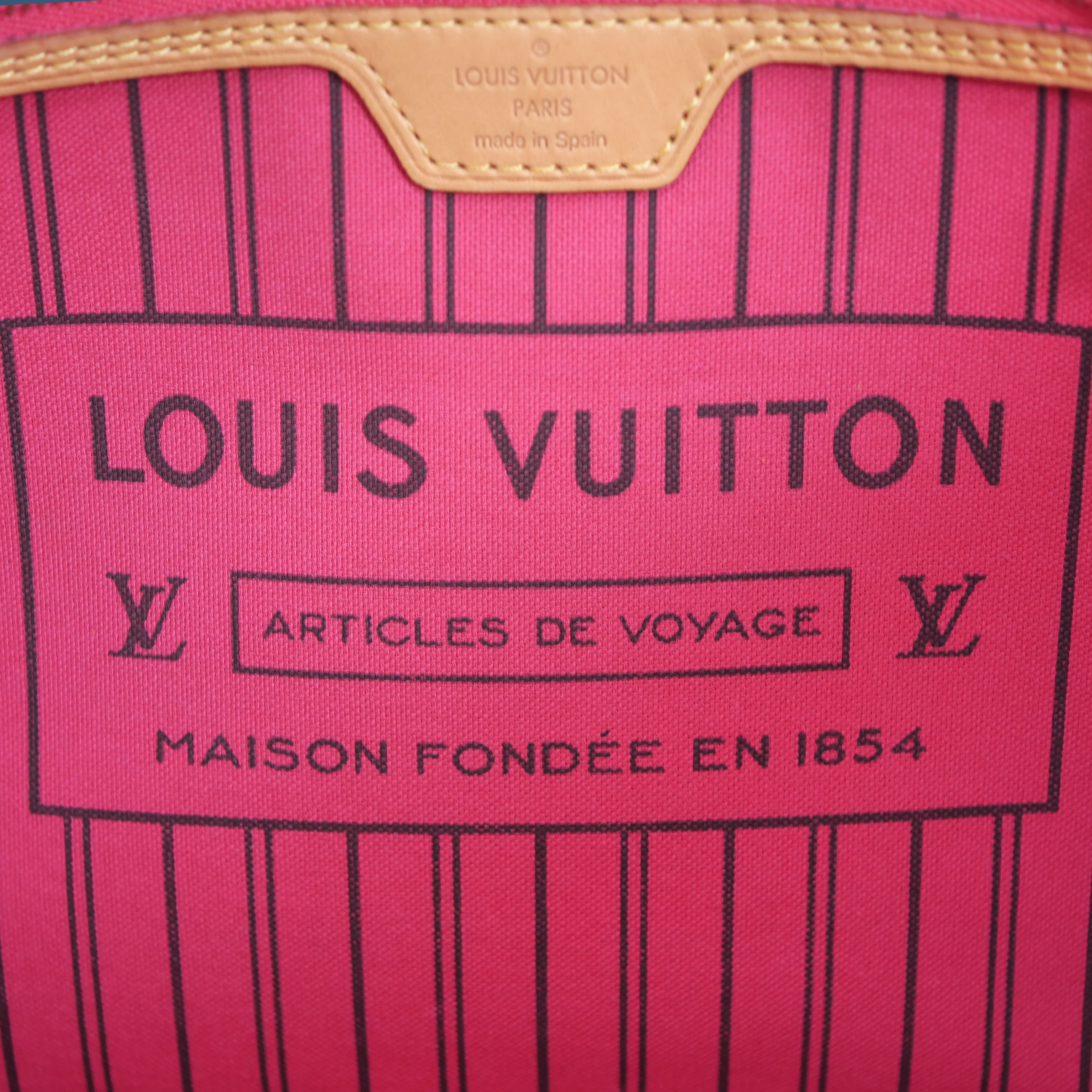 LOUIS VUITTON Neverfull MM Monogram Bay Tote Bag M41991