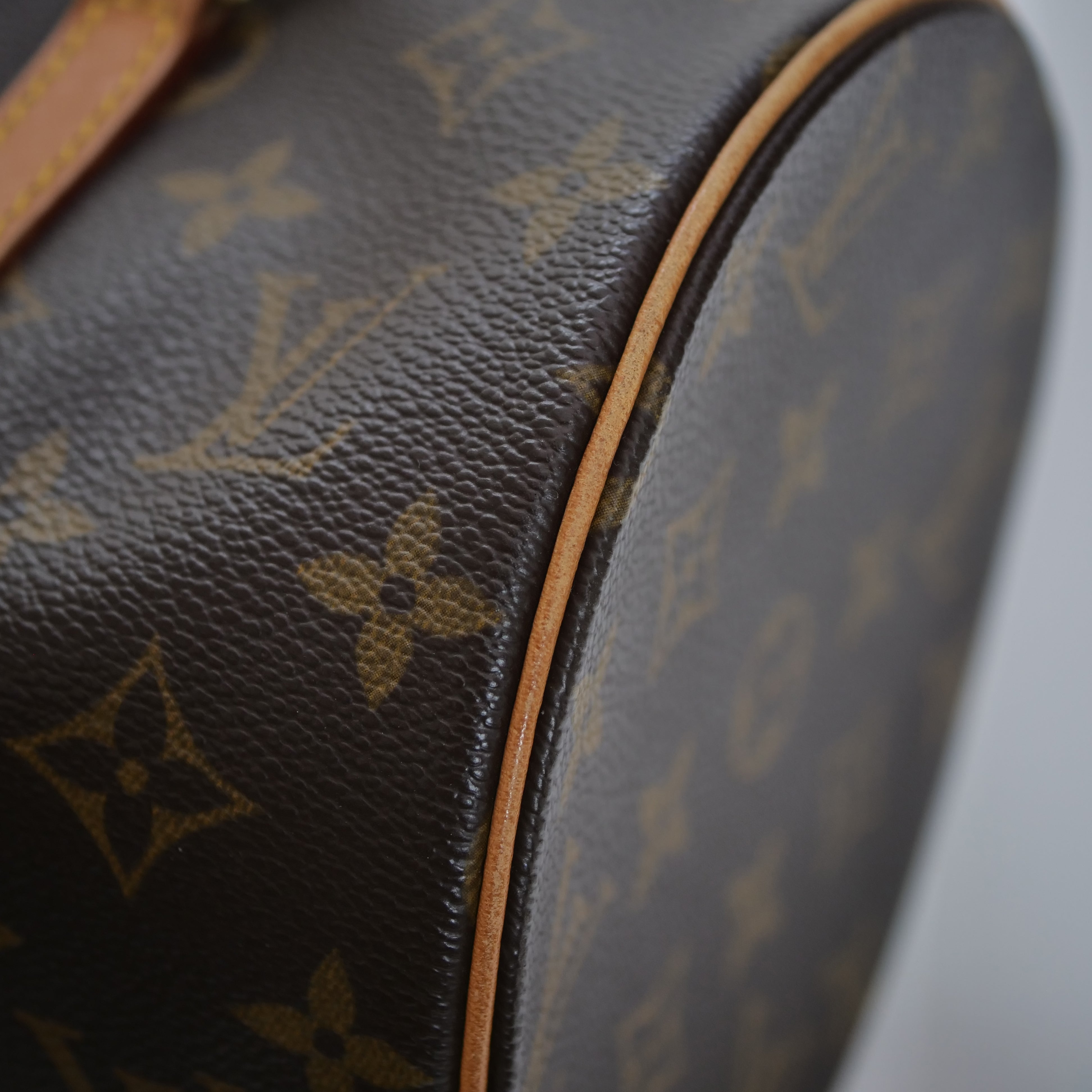 LOUIS VUITTON Papillon 30 Monogram Hand Bag with Pouch M51385