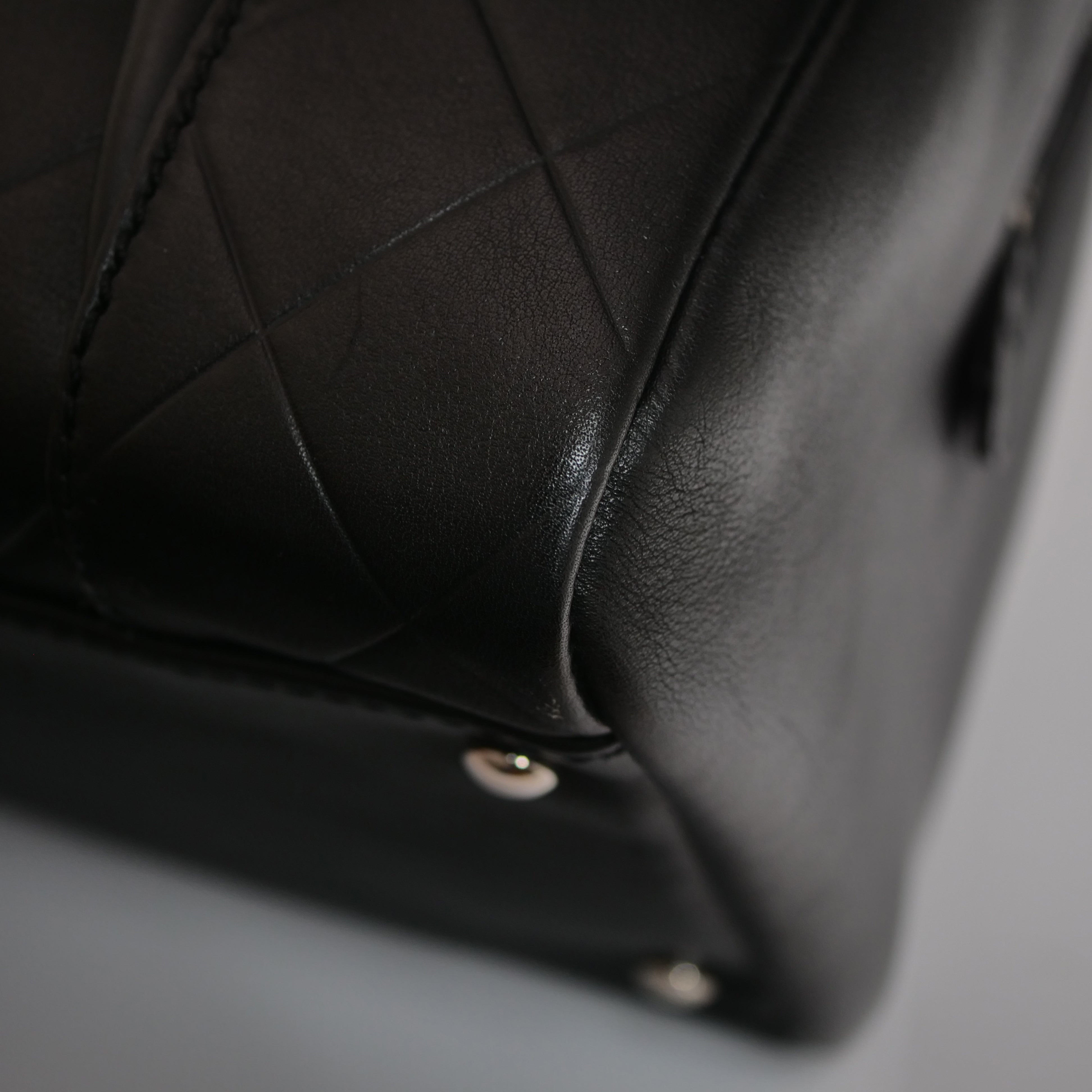 CHANEL V-Stitch Coco Mark Hand Bag