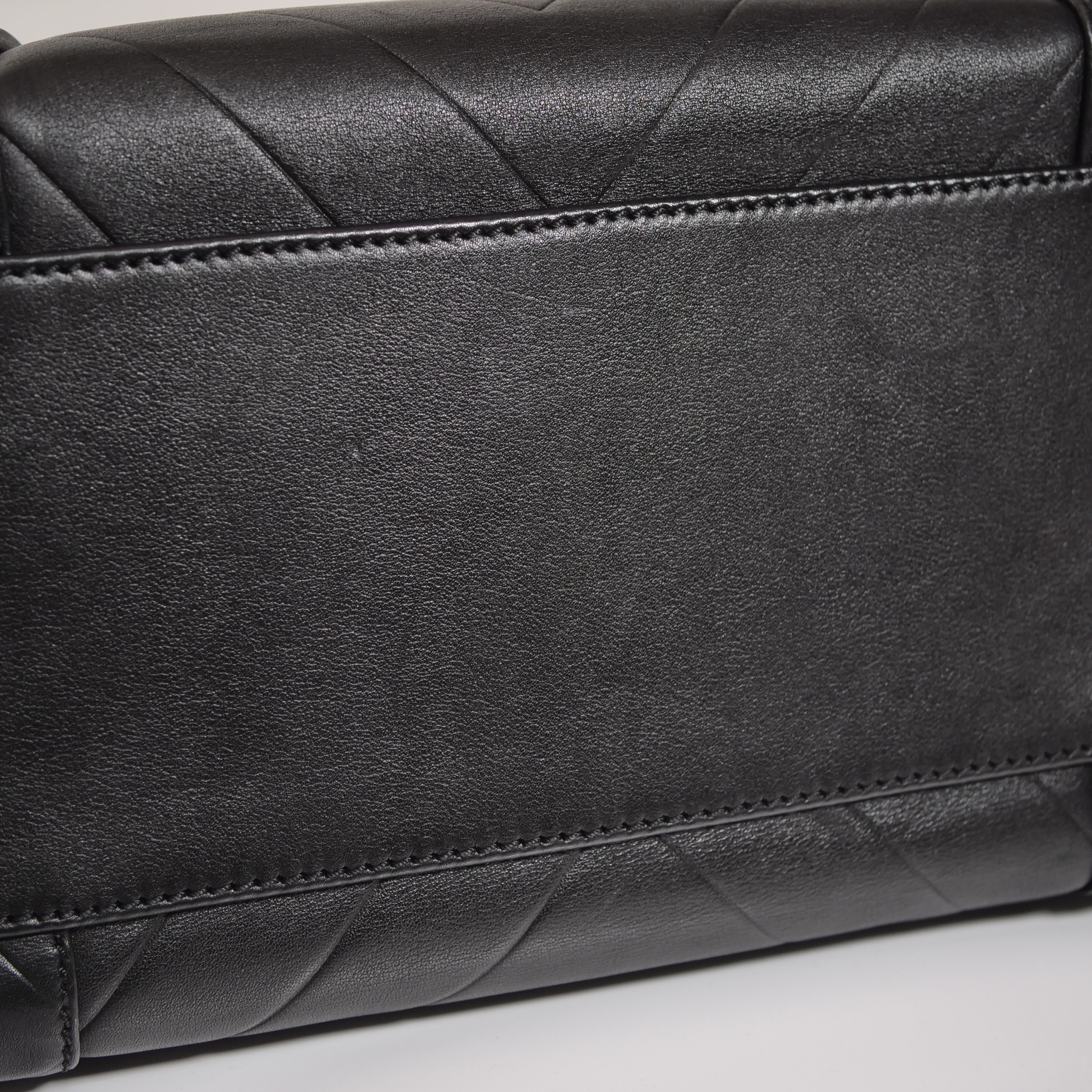 CHANEL V-Stitch Coco Mark Hand Bag