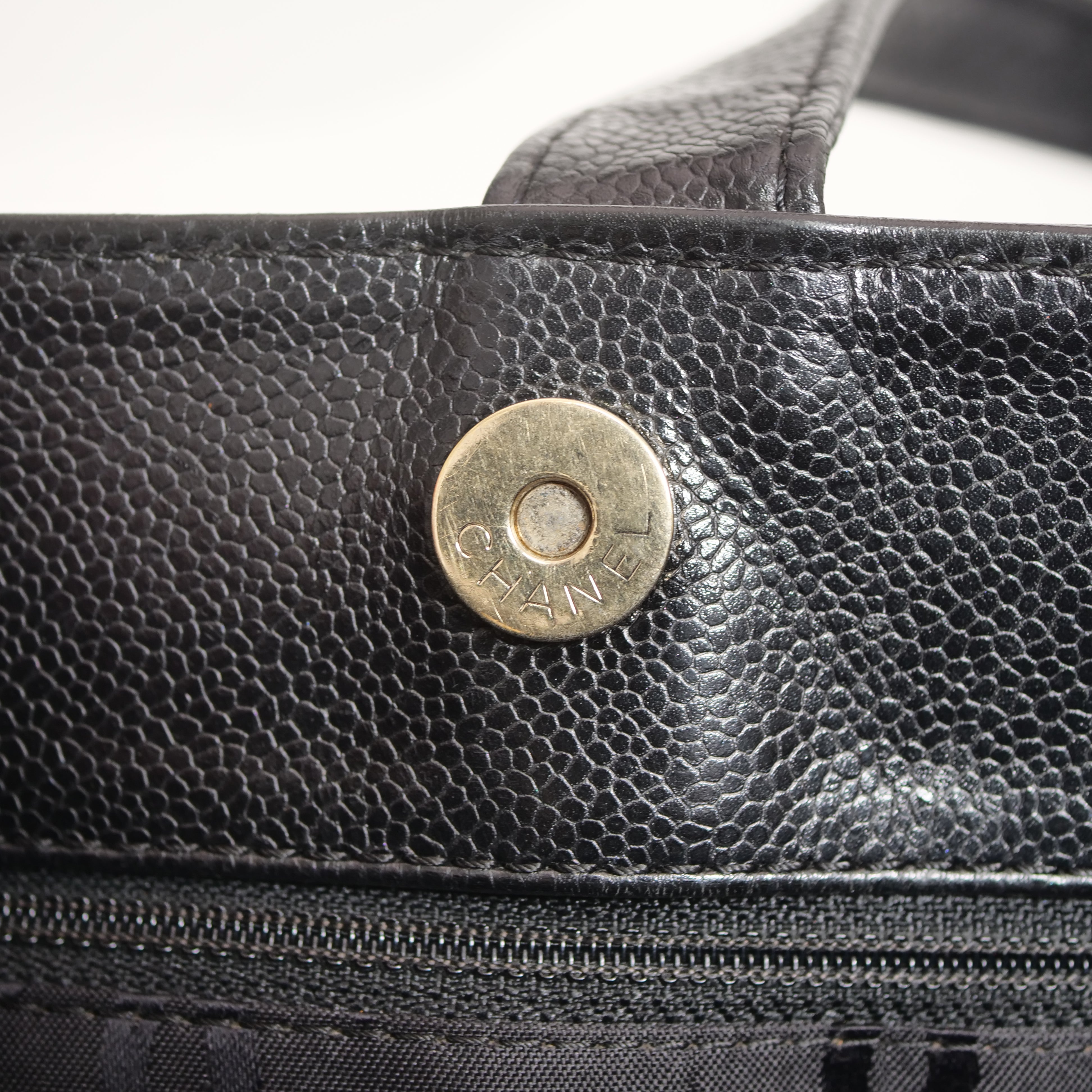 CHANEL Caviar Skin Tote Bag