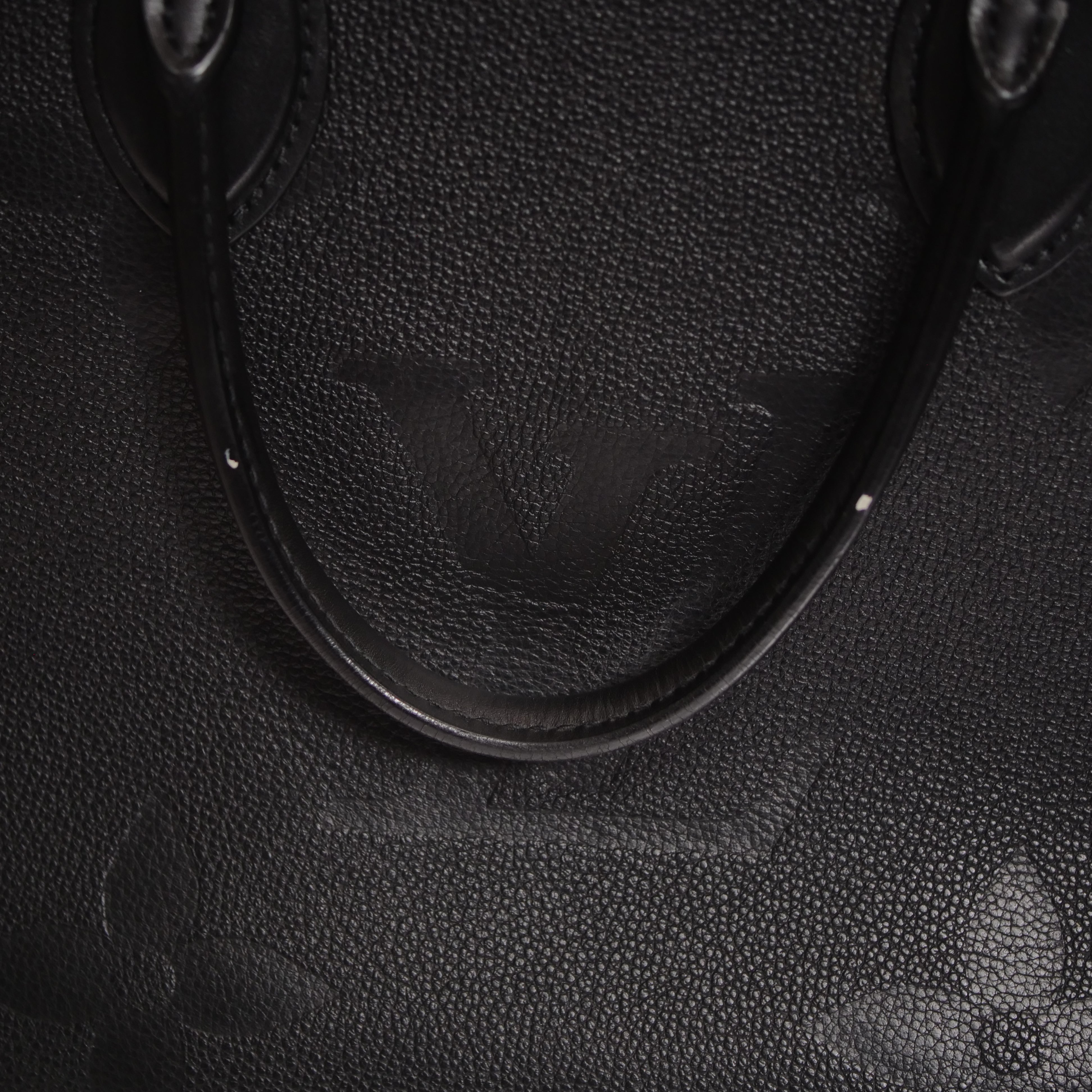 LOUIS VUITTON OnTheGo MM Monogram Empreinte Tote Bag M45595