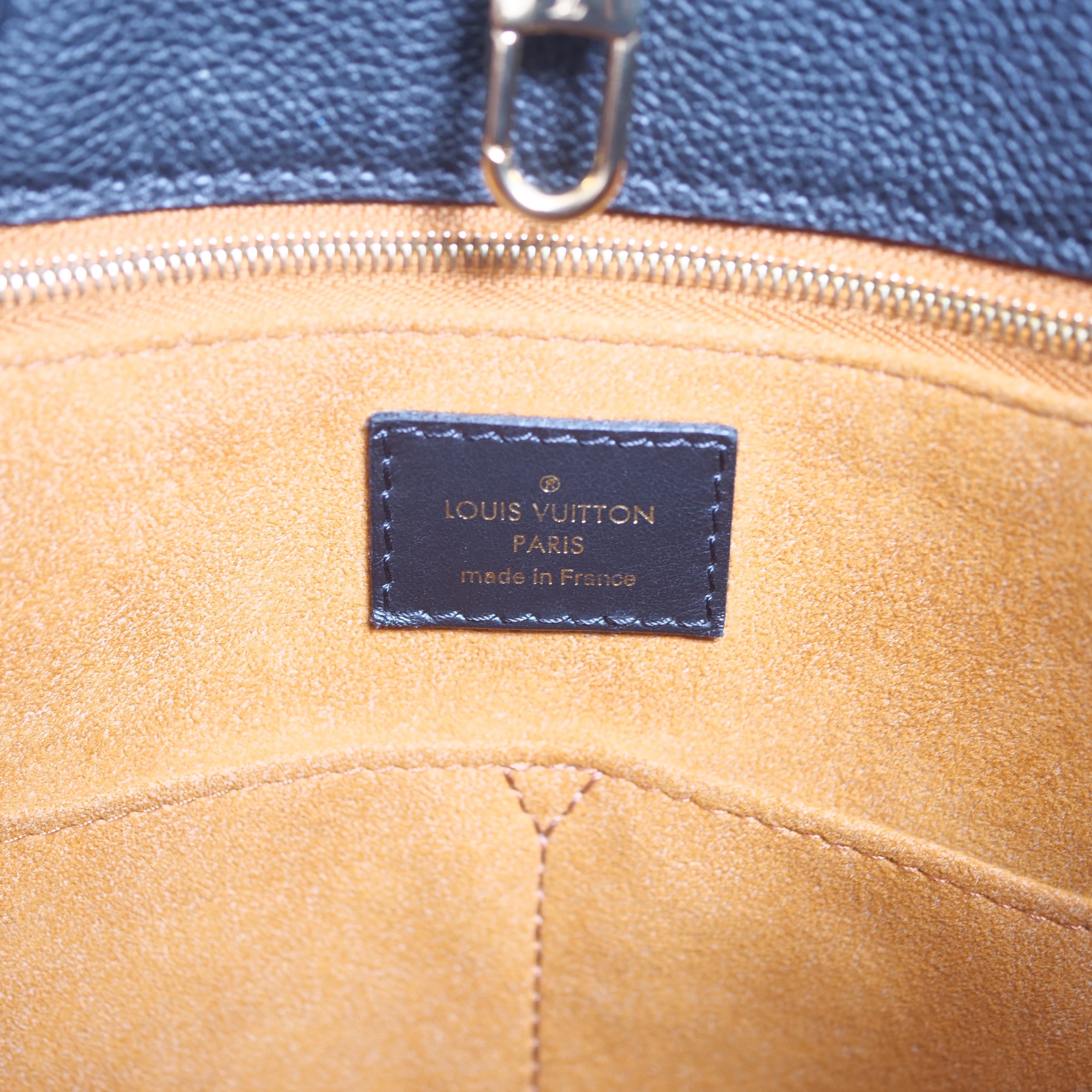 LOUIS VUITTON OnTheGo MM Monogram Empreinte Tote Bag M45595