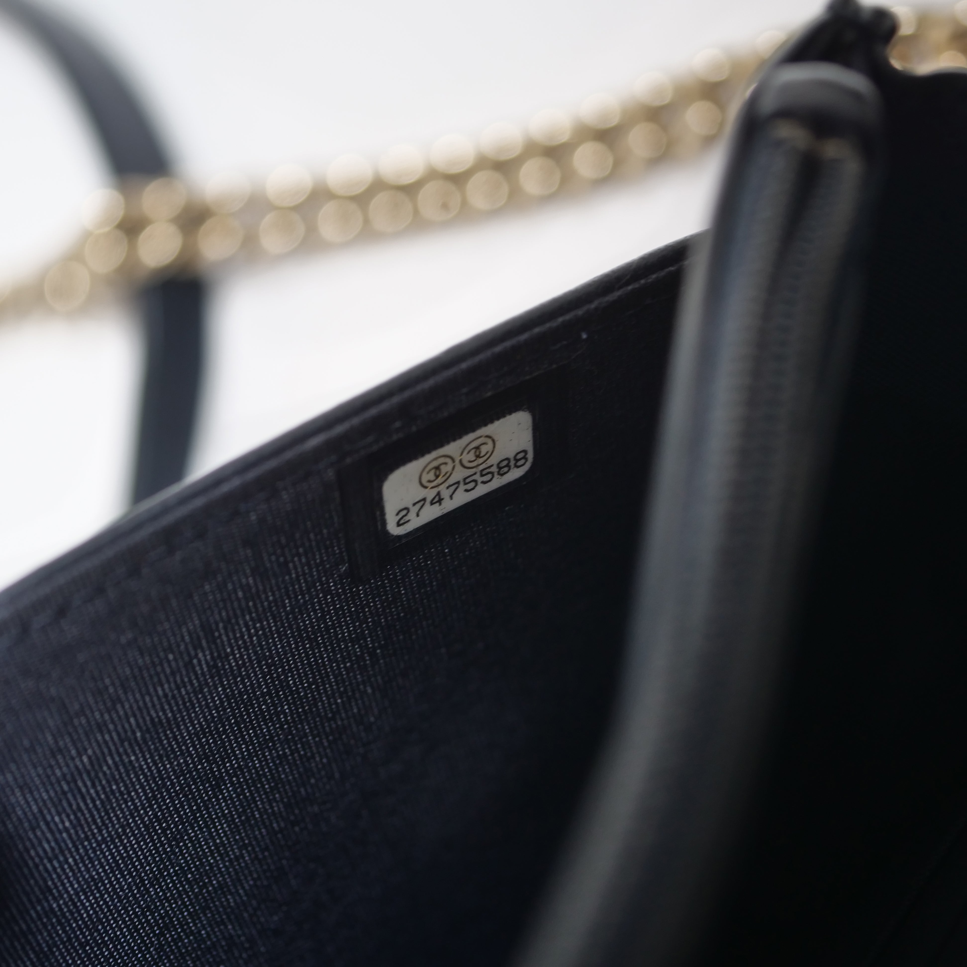 CHANEL Boy Chanel V-Stitch Lambskin Chain Wallet Navy
