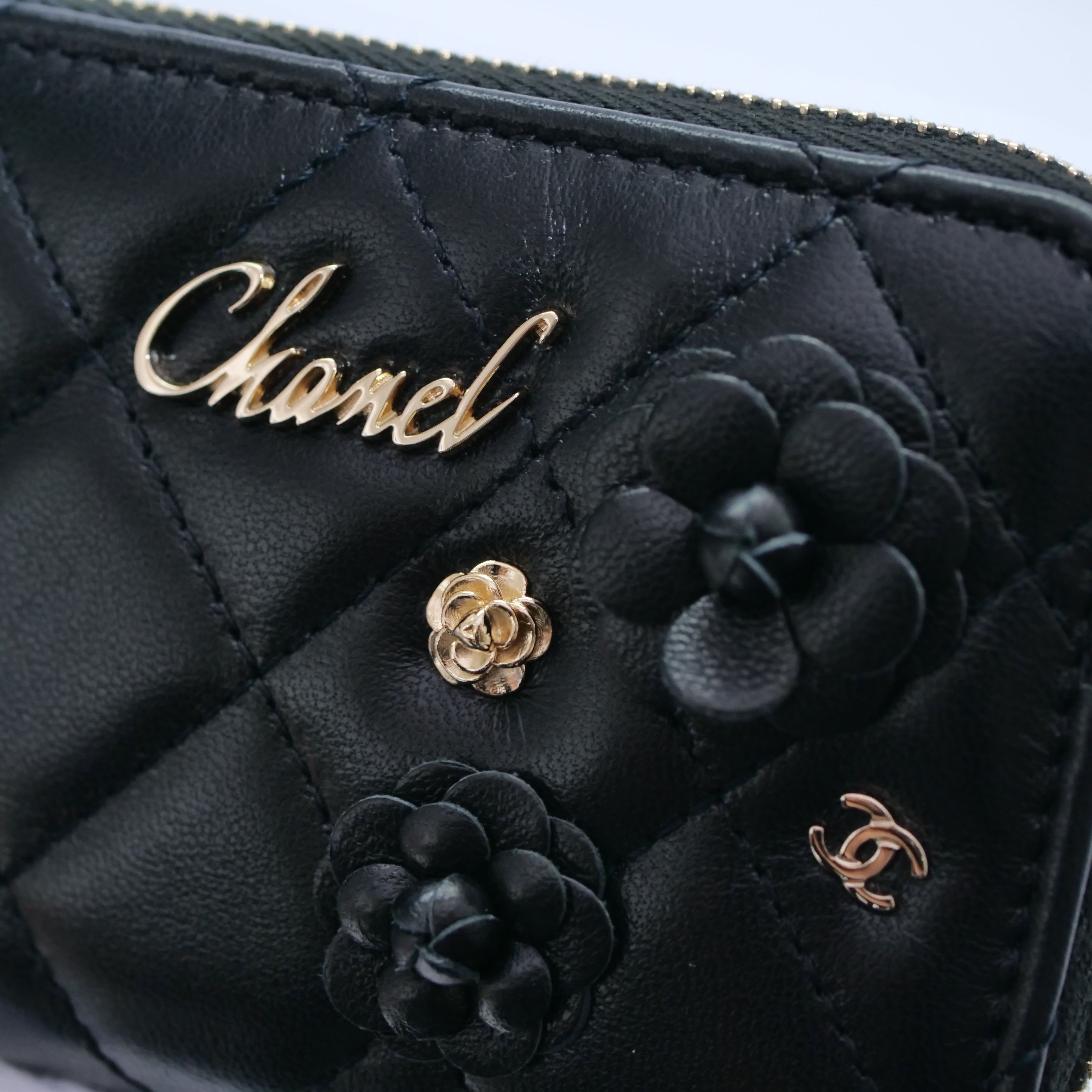 CHANEL Camellia Card Case & Coin Purse Black