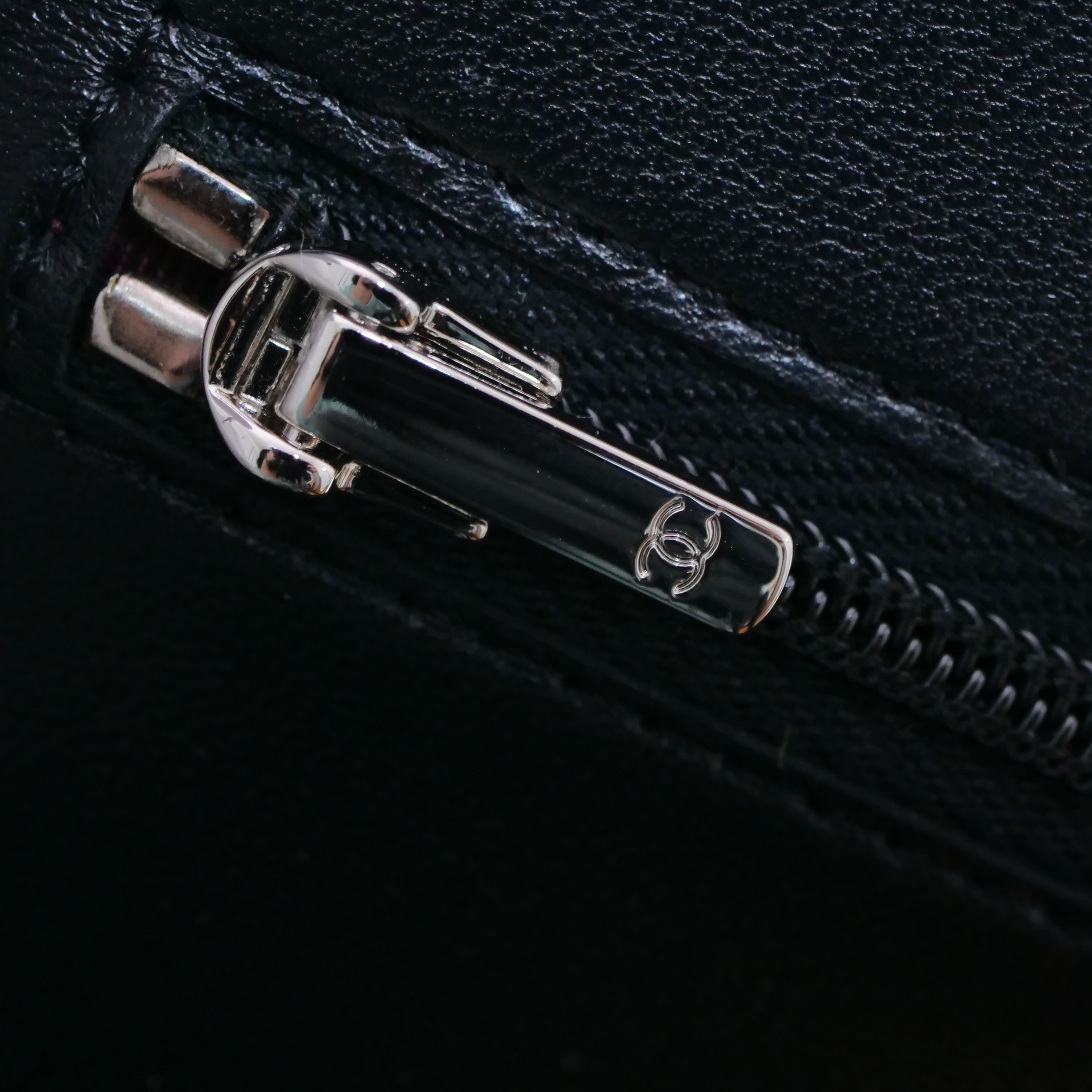CHANEL Matelassé Chain Wallet Lambskin AP0250