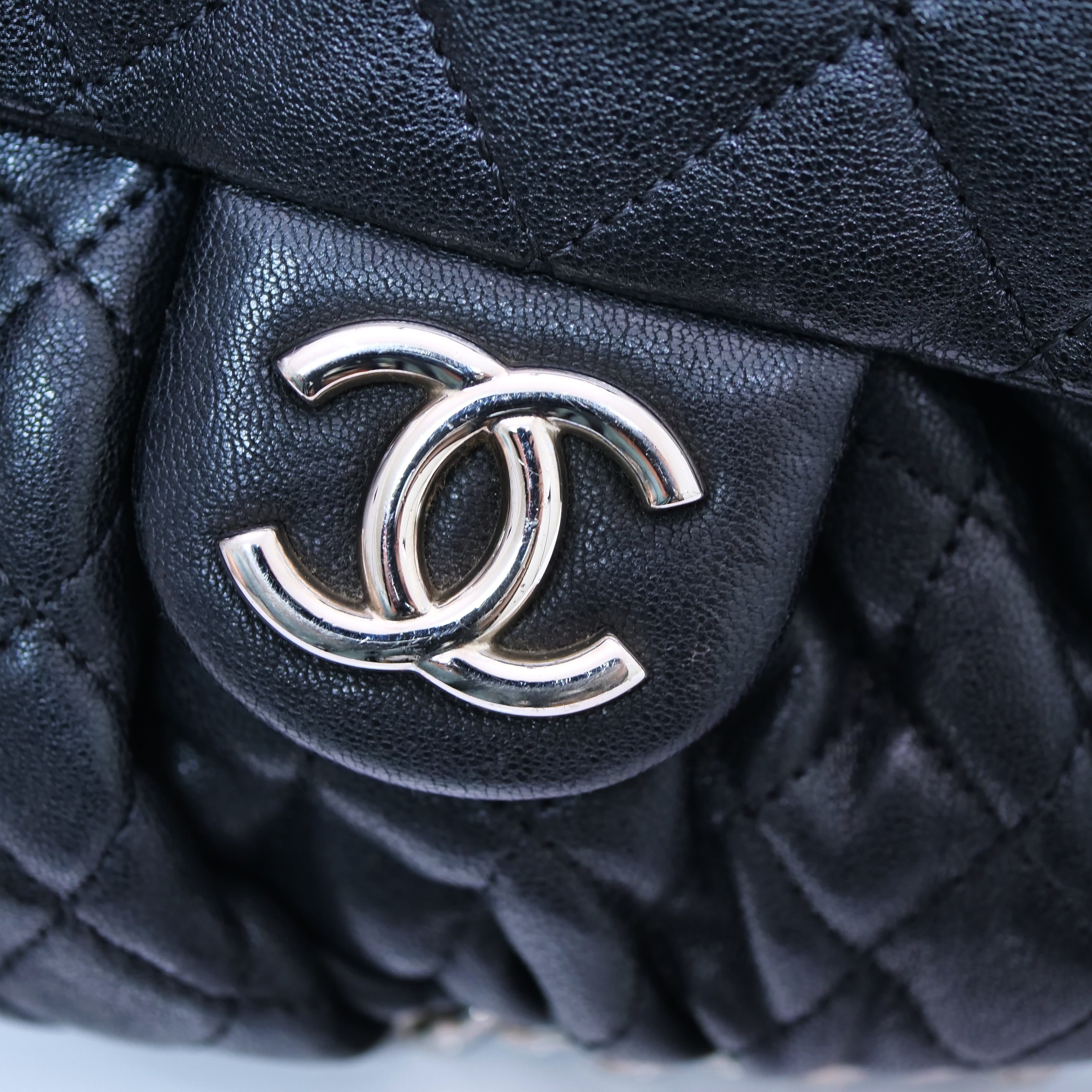 CHANEL Matelassé Luxury Chain Around Cain Shoulder Bag Lambskin Black