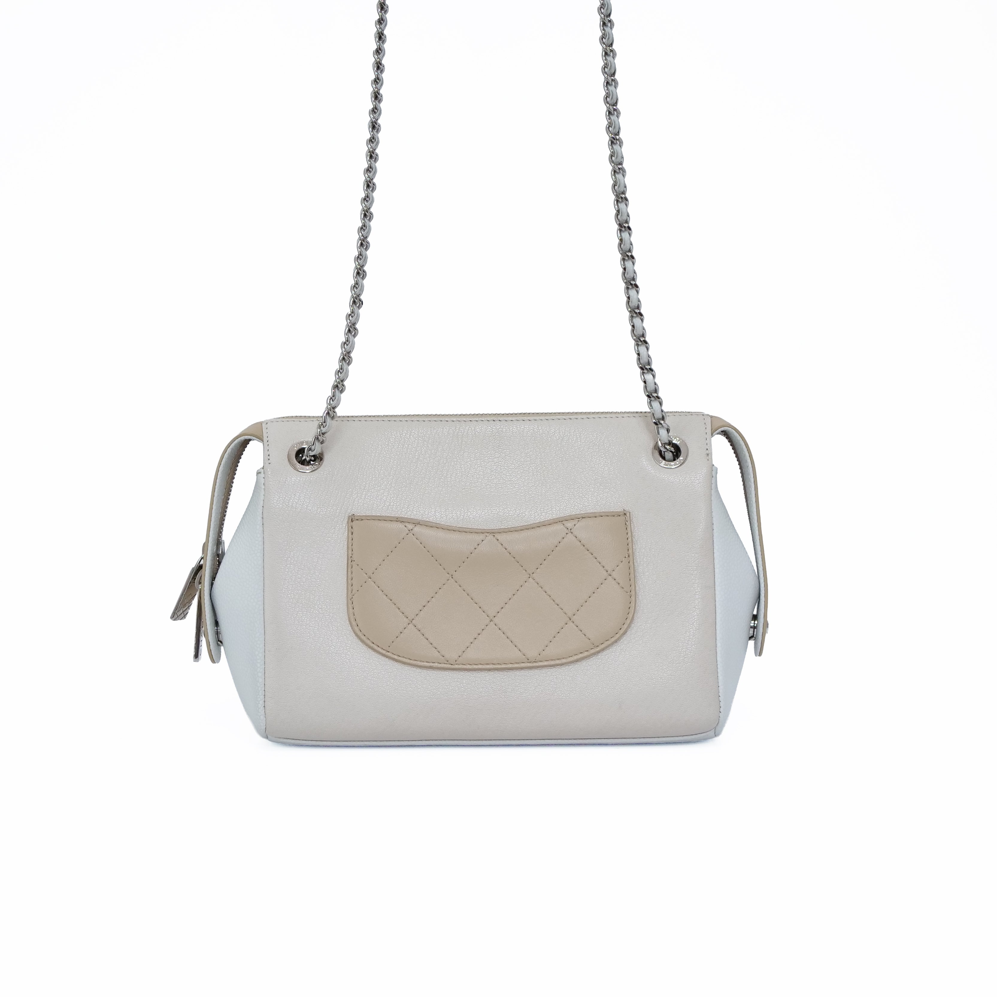 CHANEL Quilted Chain Shoulder Bag Bi-Color