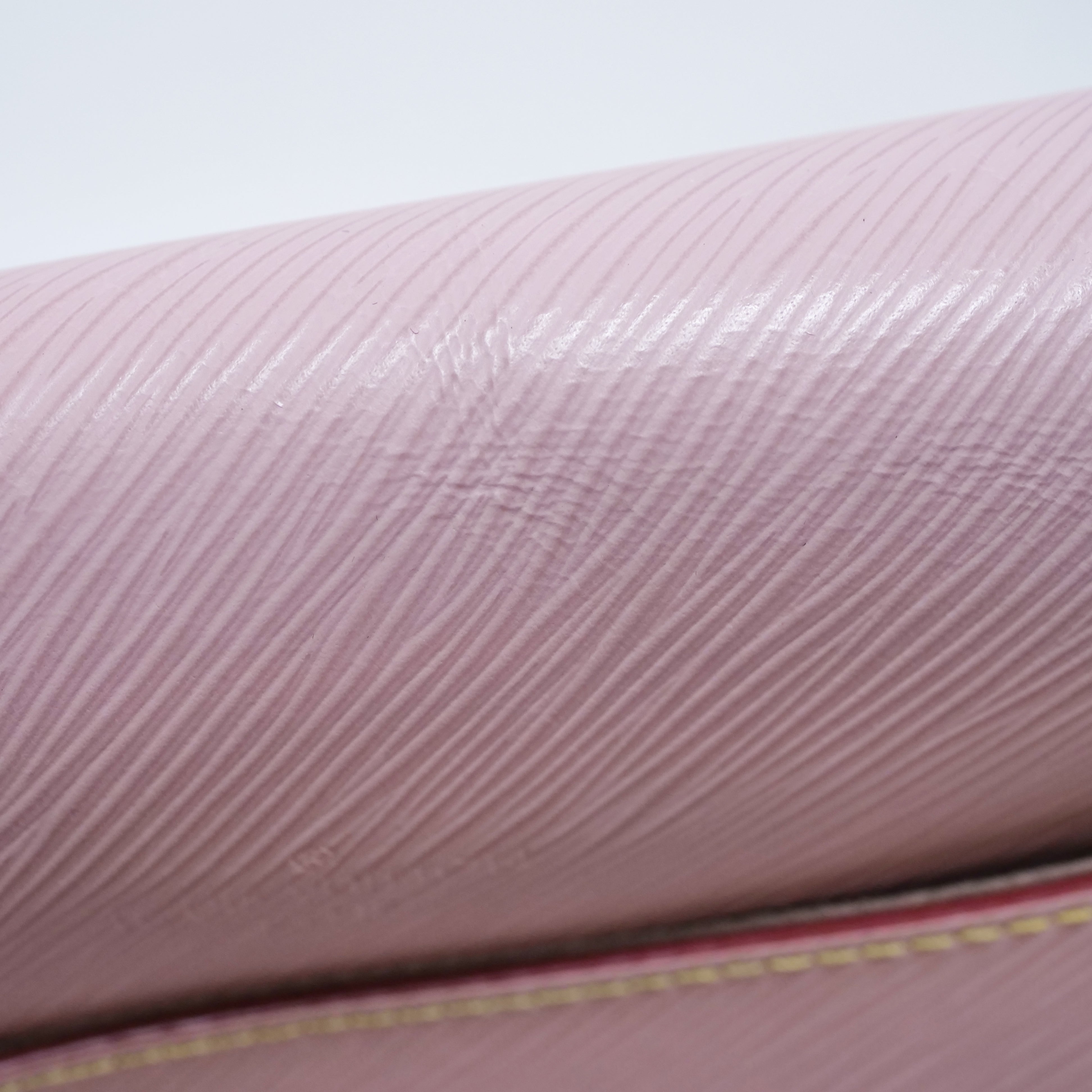 LOUIS VUITTON Epi Saint Cloud Shoulder Bag Rose Ballerine
