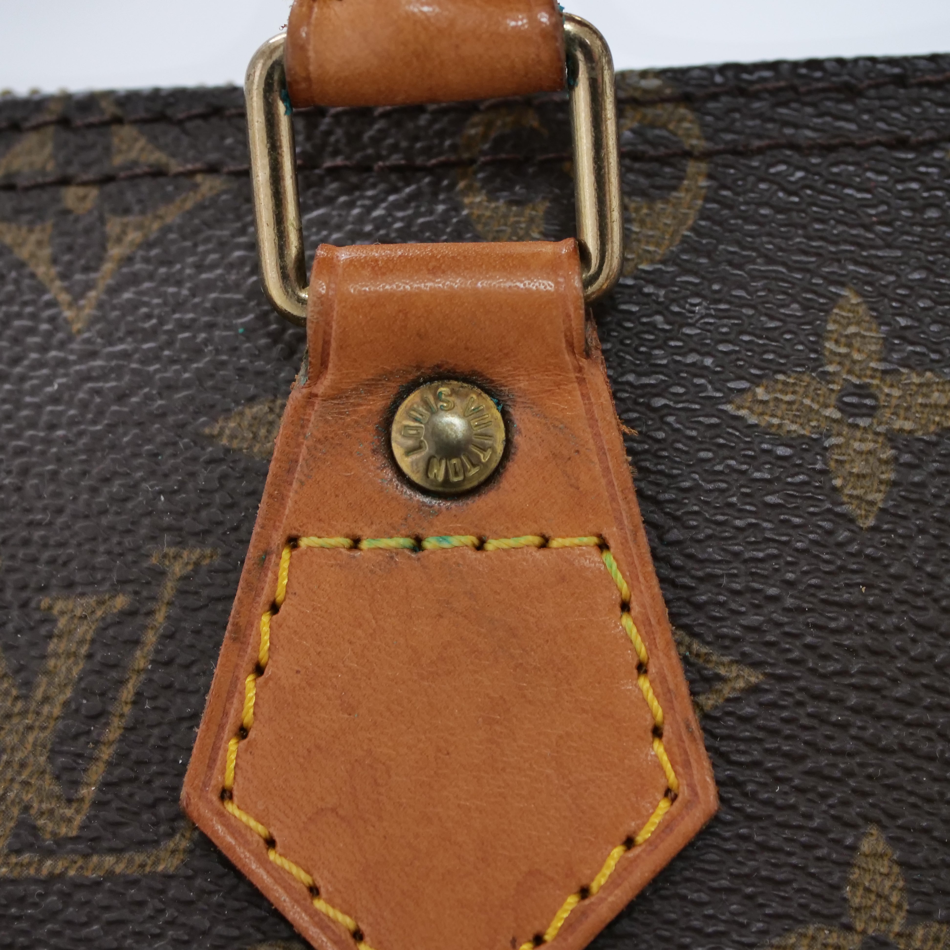 LOUIS VUITTON Monogram Speedy 25 Hand Bag