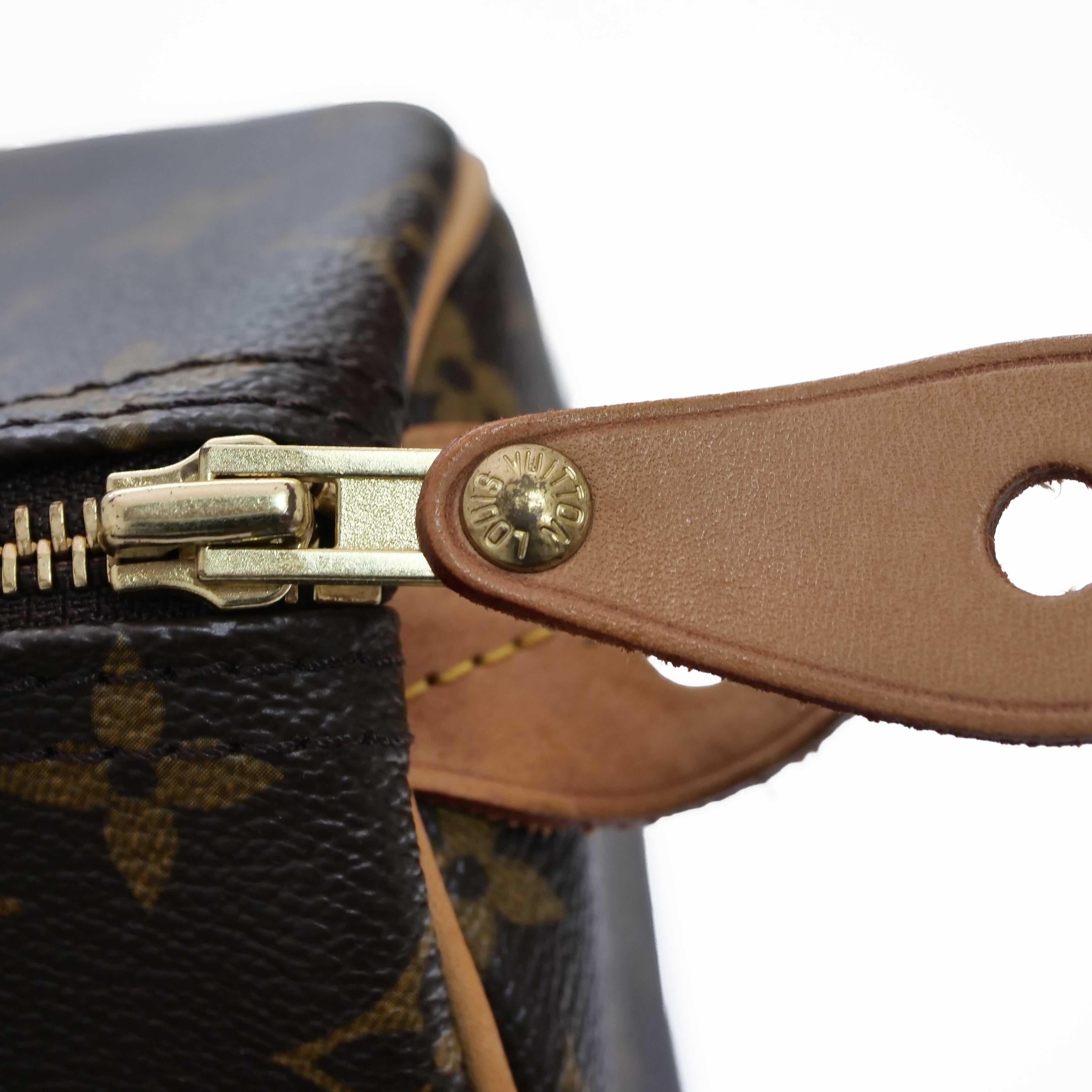 LOUIS VUITTON Monogram Speedy 40 Hand Bag