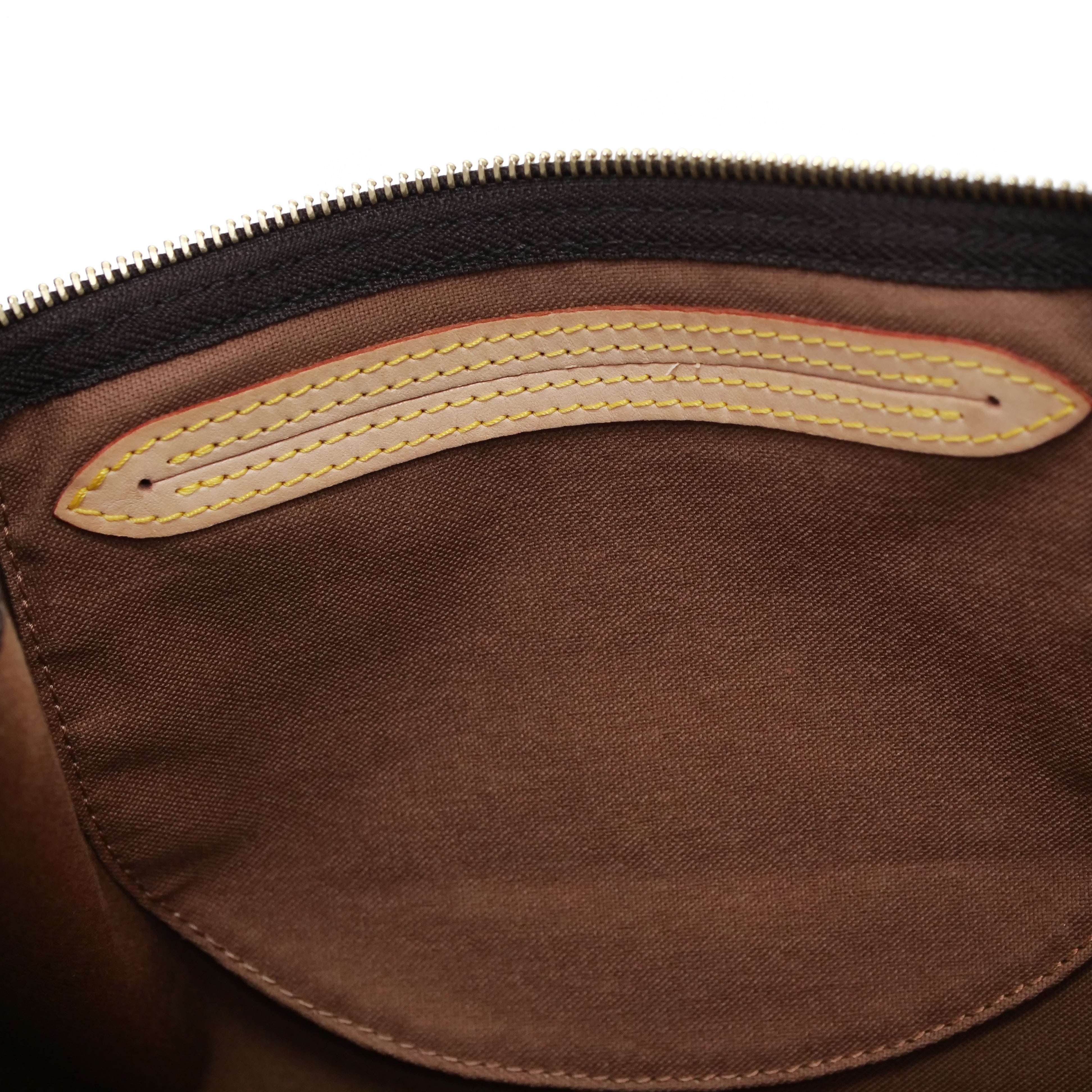 LOUIS VUITTON Monogram Speedy 40 Hand Bag