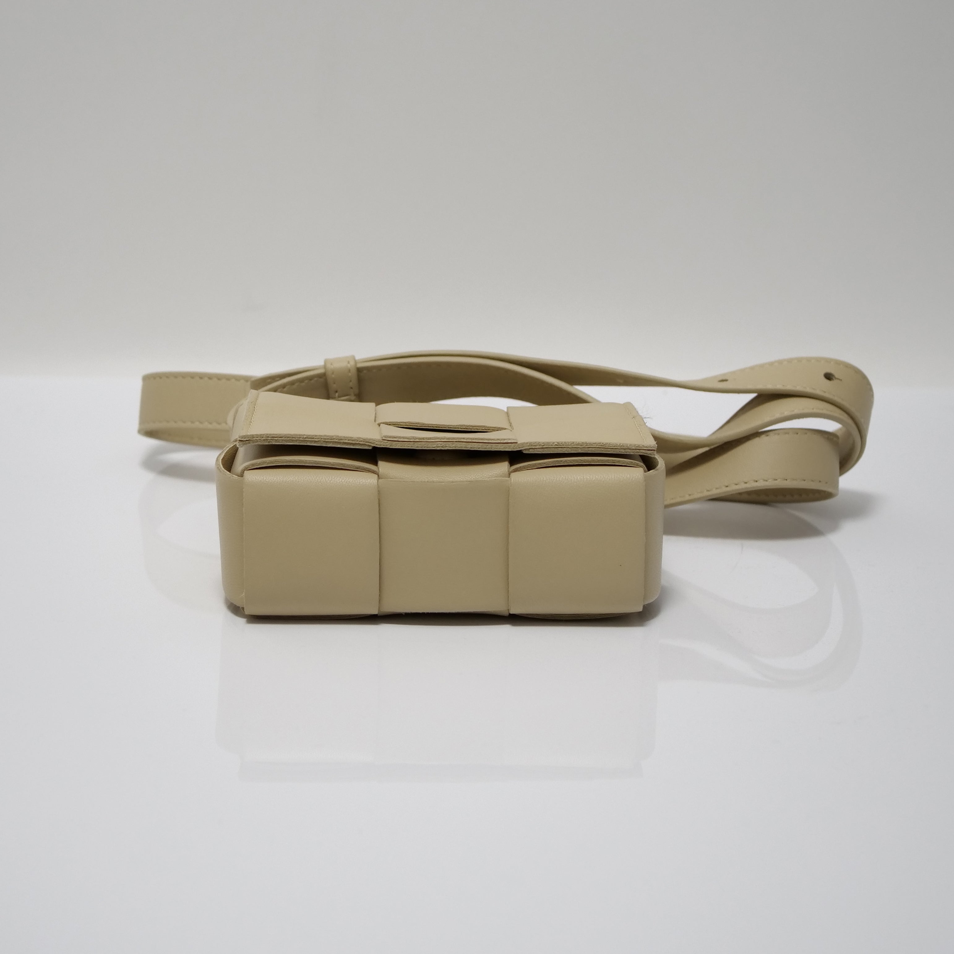 BOTTEGA VENETA Cassette Candy Mini Shoulder Bag 666688