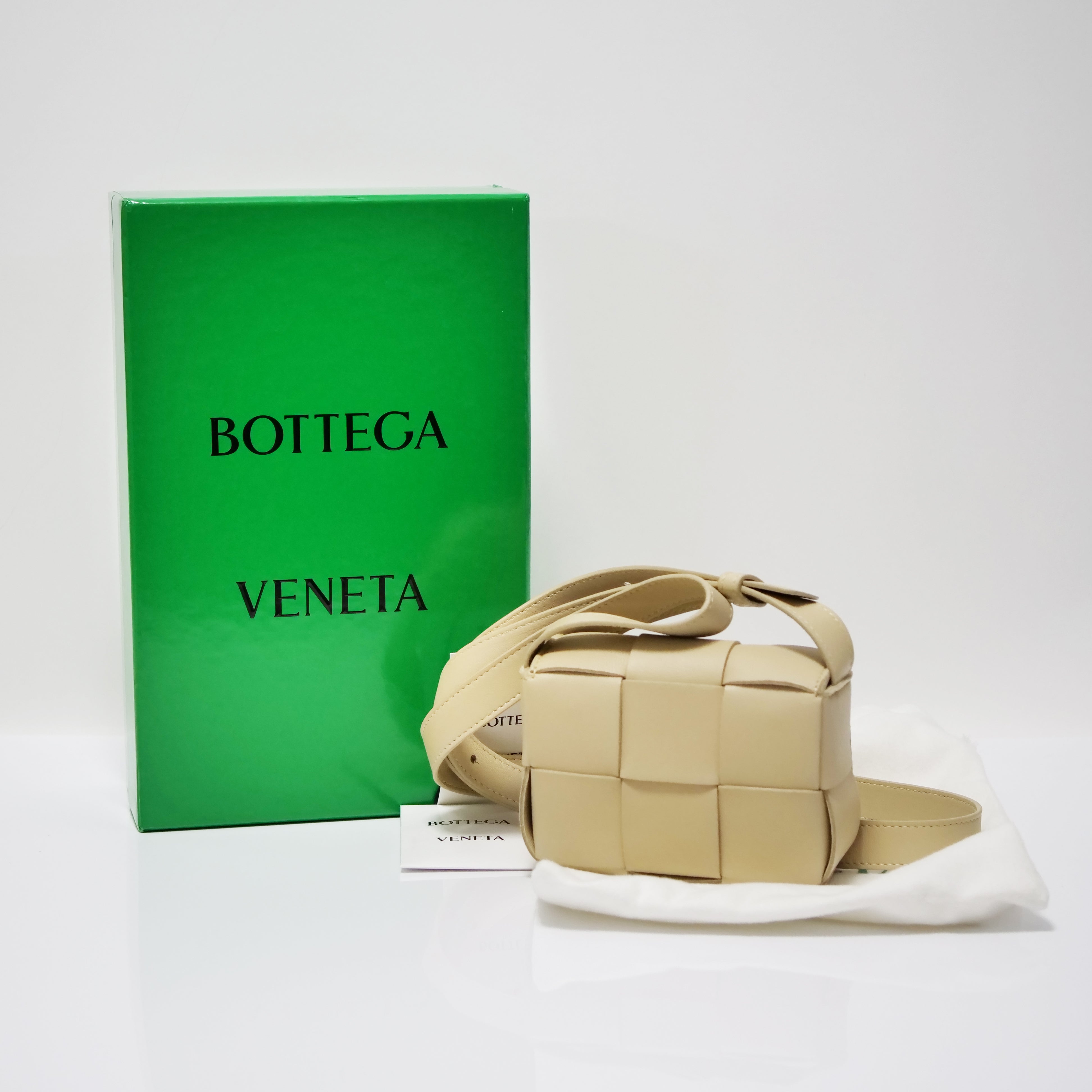 BOTTEGA VENETA Cassette Candy Mini Shoulder Bag 666688