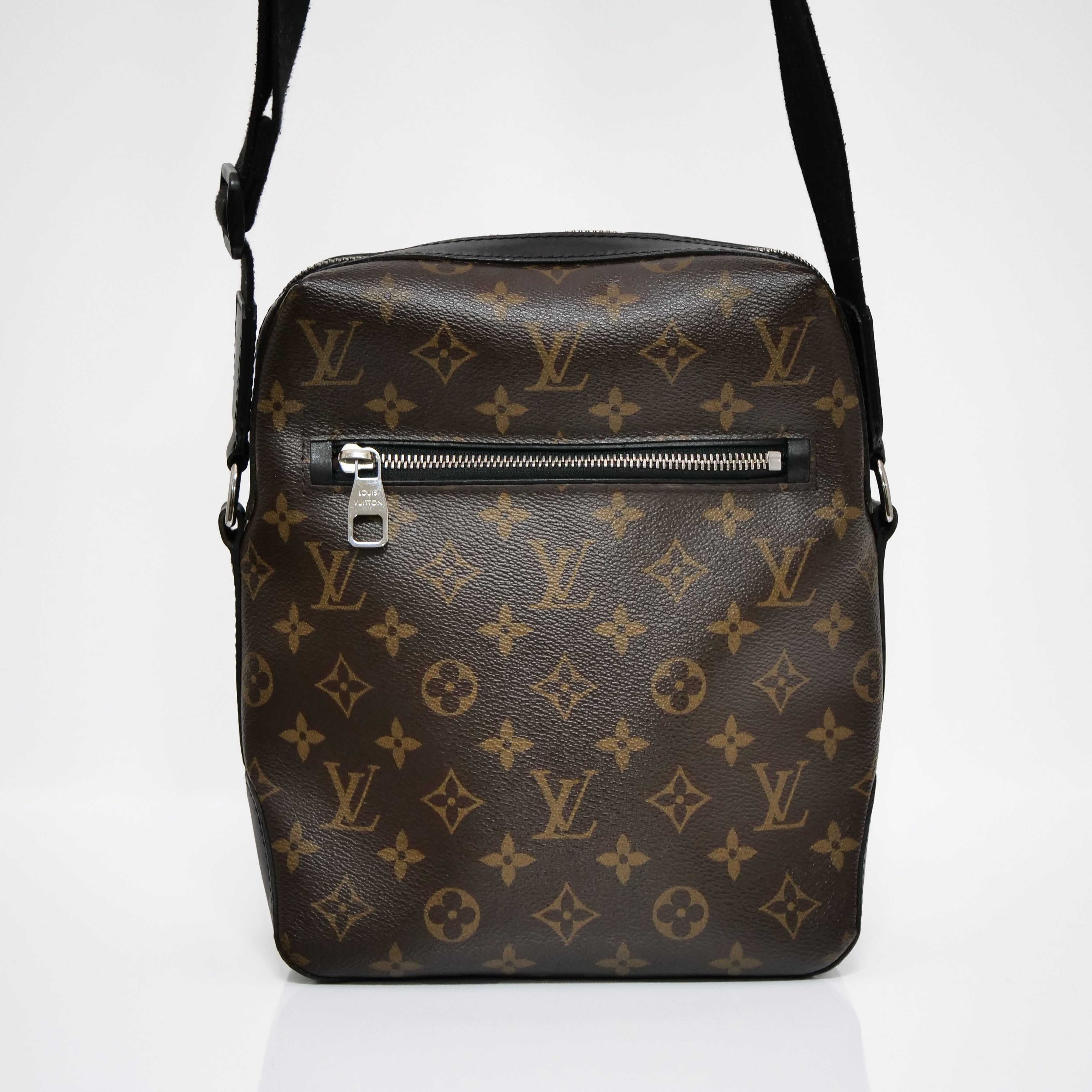 LOUIS VUITTON ルイヴィトン モノグラムマカサー トレースPM