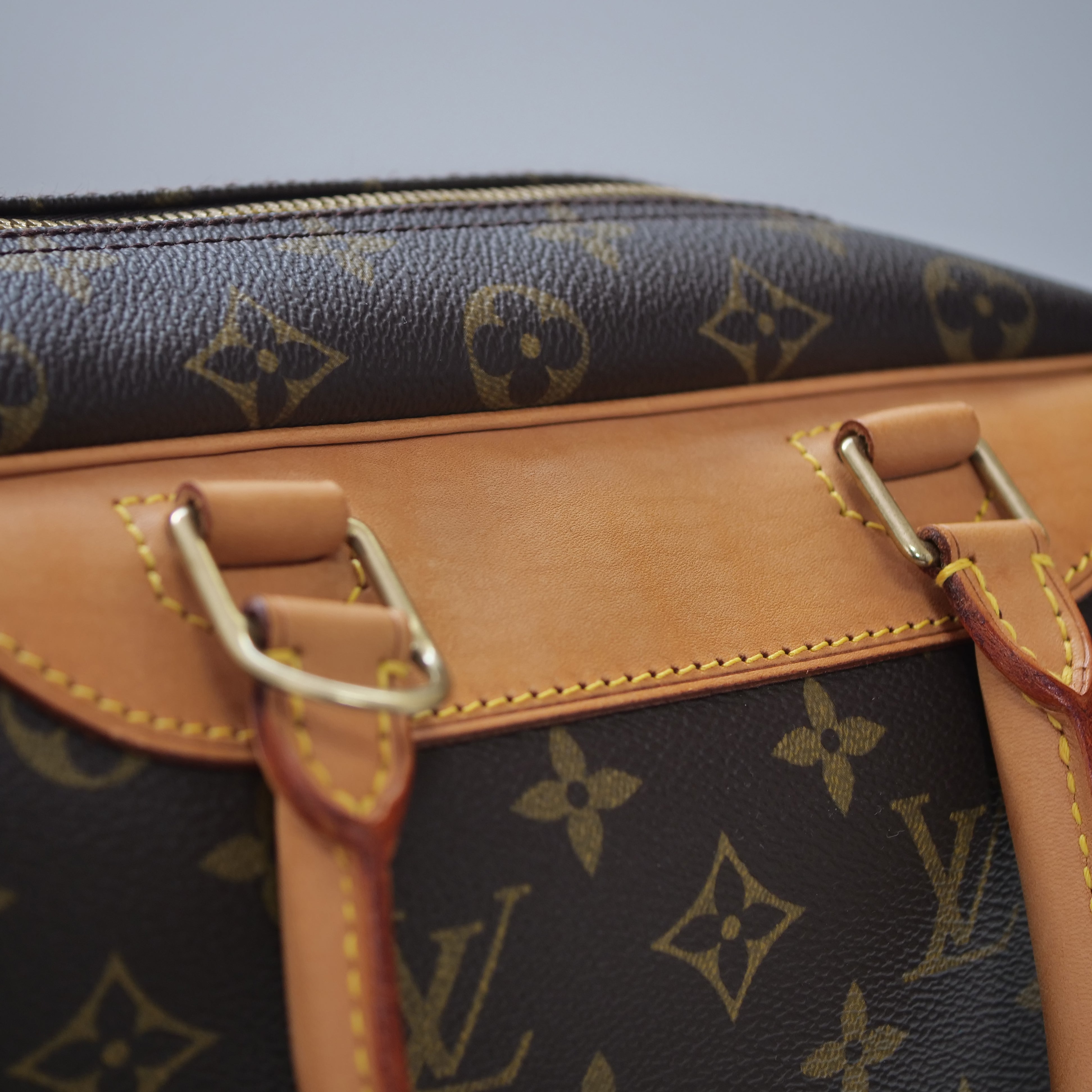 LOUIS VUITTON Deauville Monogram Hand Bag M47270