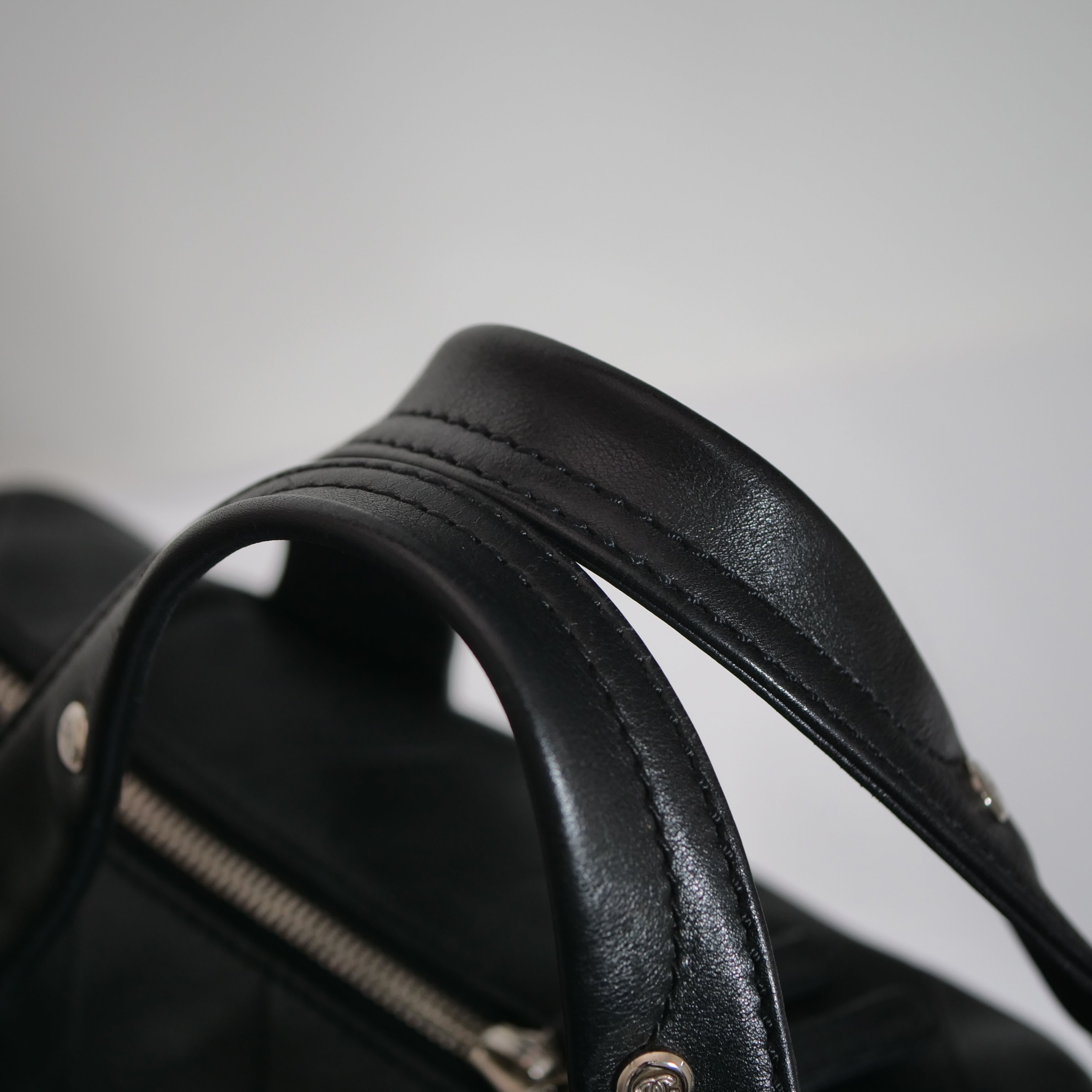 CHANEL V-Stitch Coco Mark Hand Bag