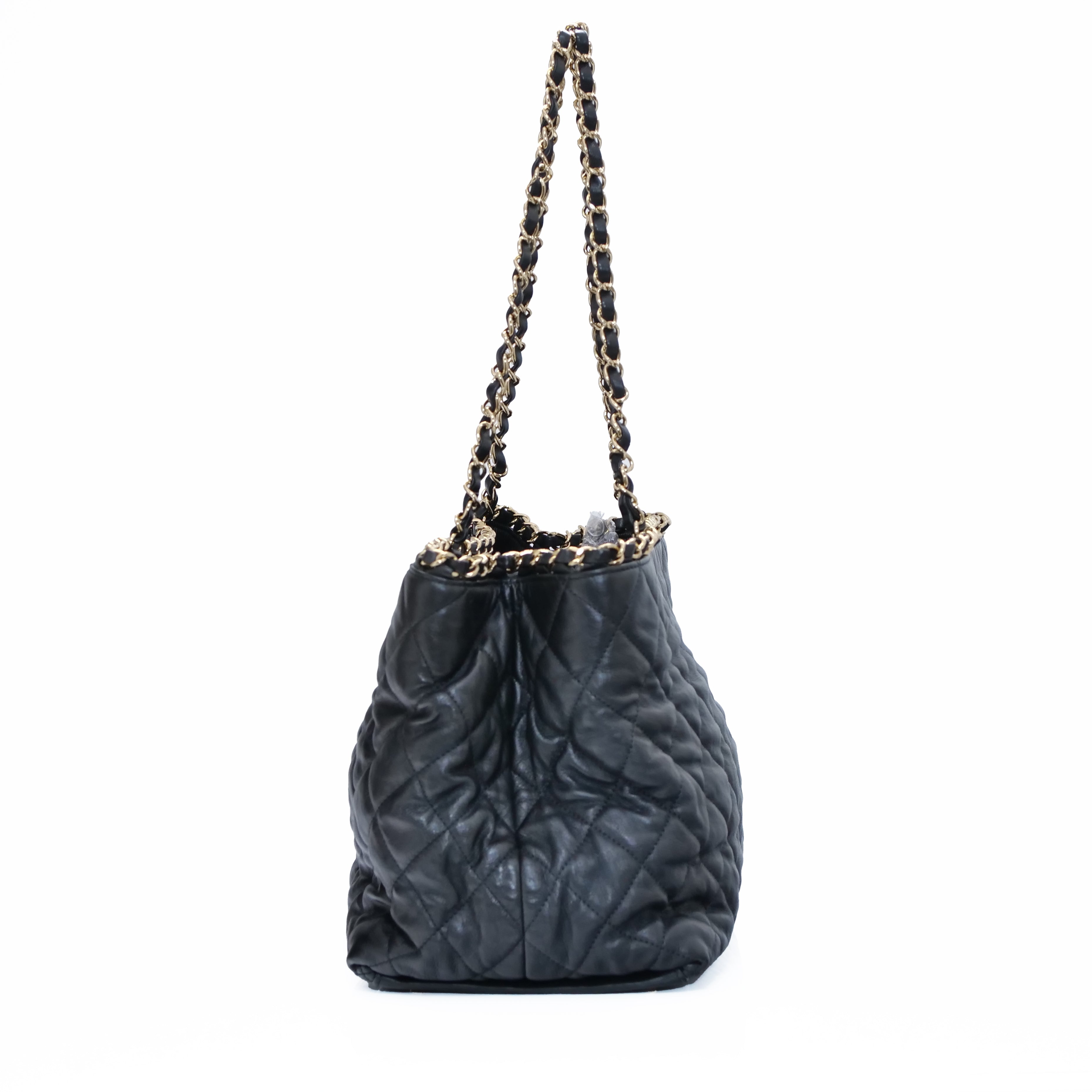 CHANEL Chain Me Tote Bag A50494