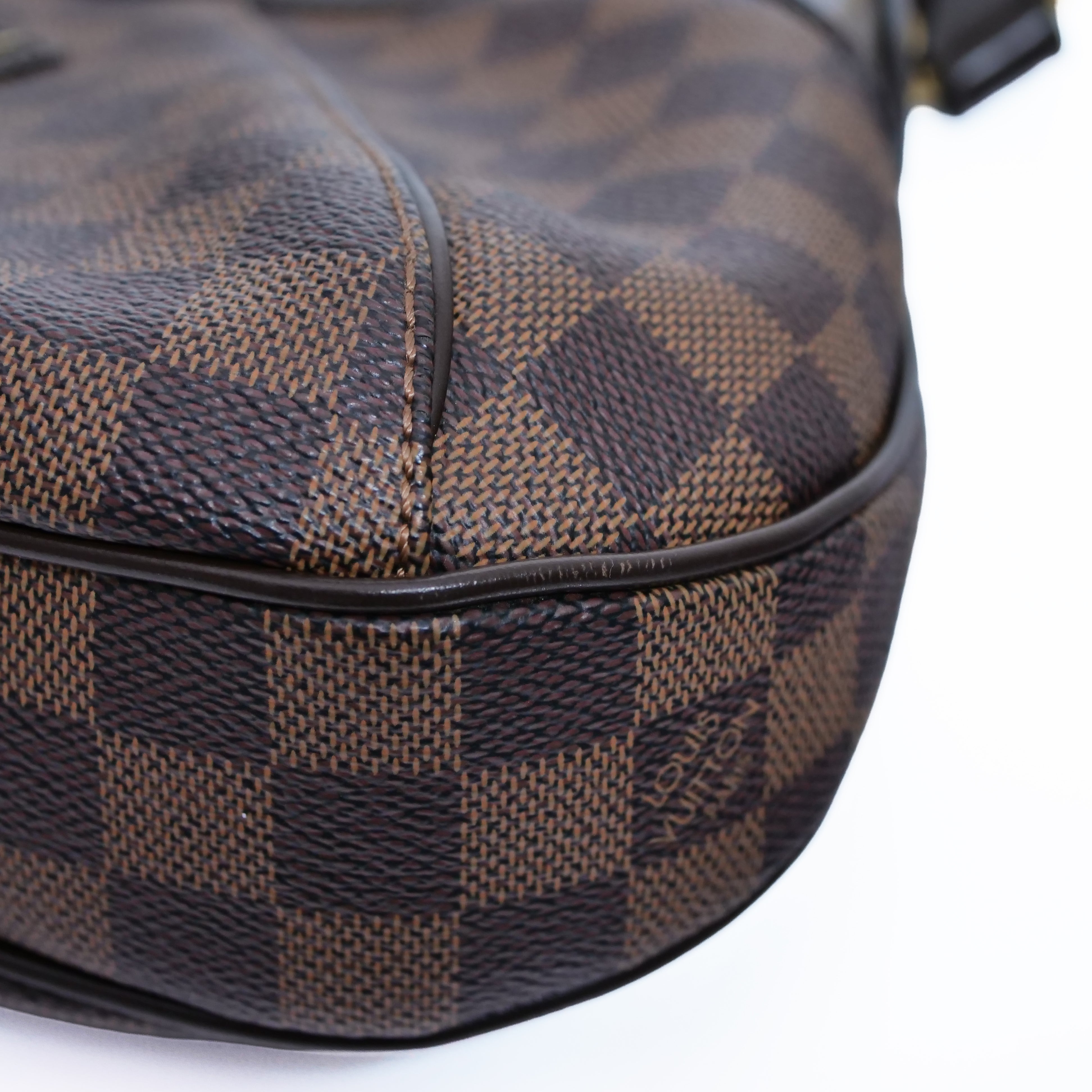 LOUIS VUITTON Damier Ebene Thames PM Shoulder Bag