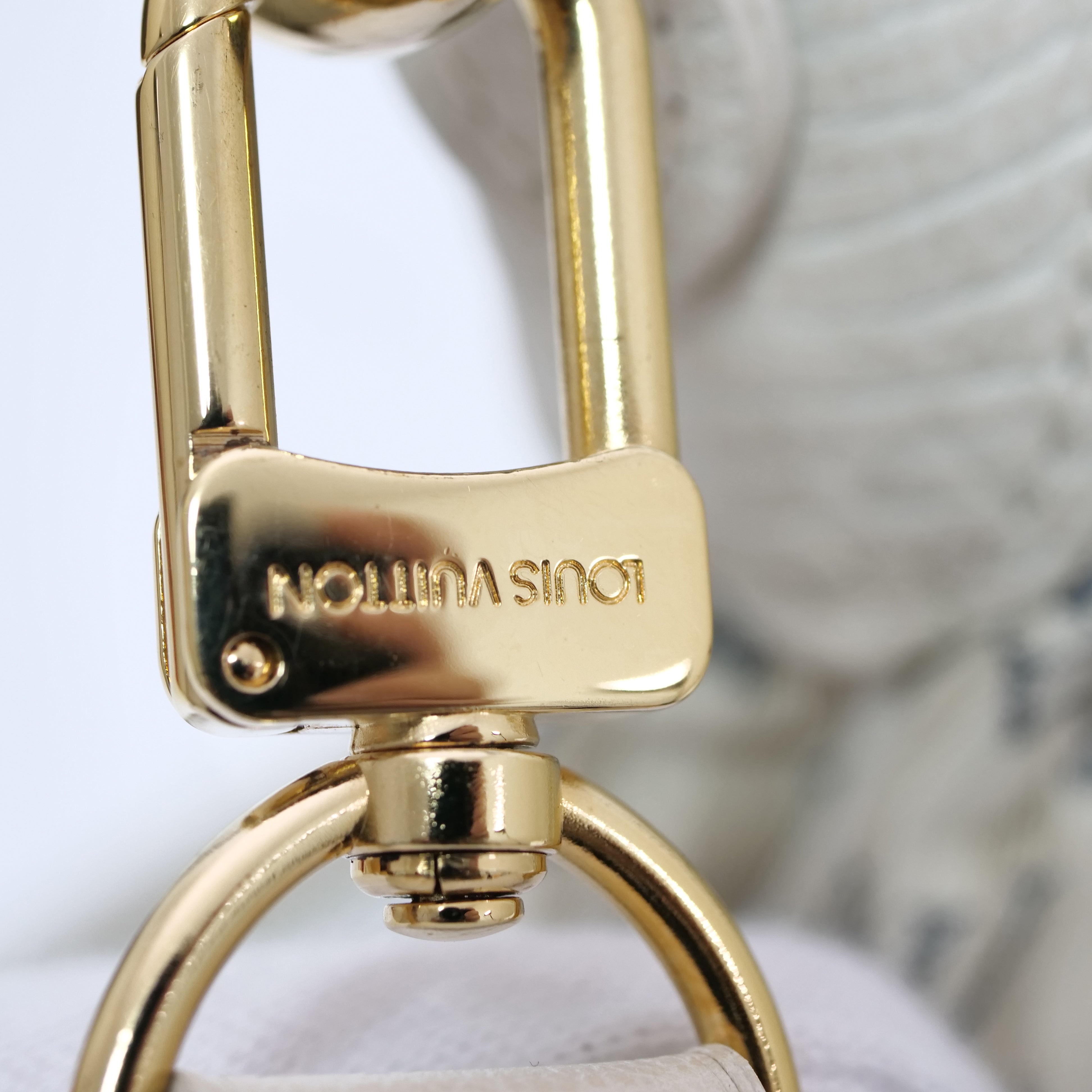 LOUIS VUITTON Monogram Mini Lin Marina PM 2Way Bag M95494