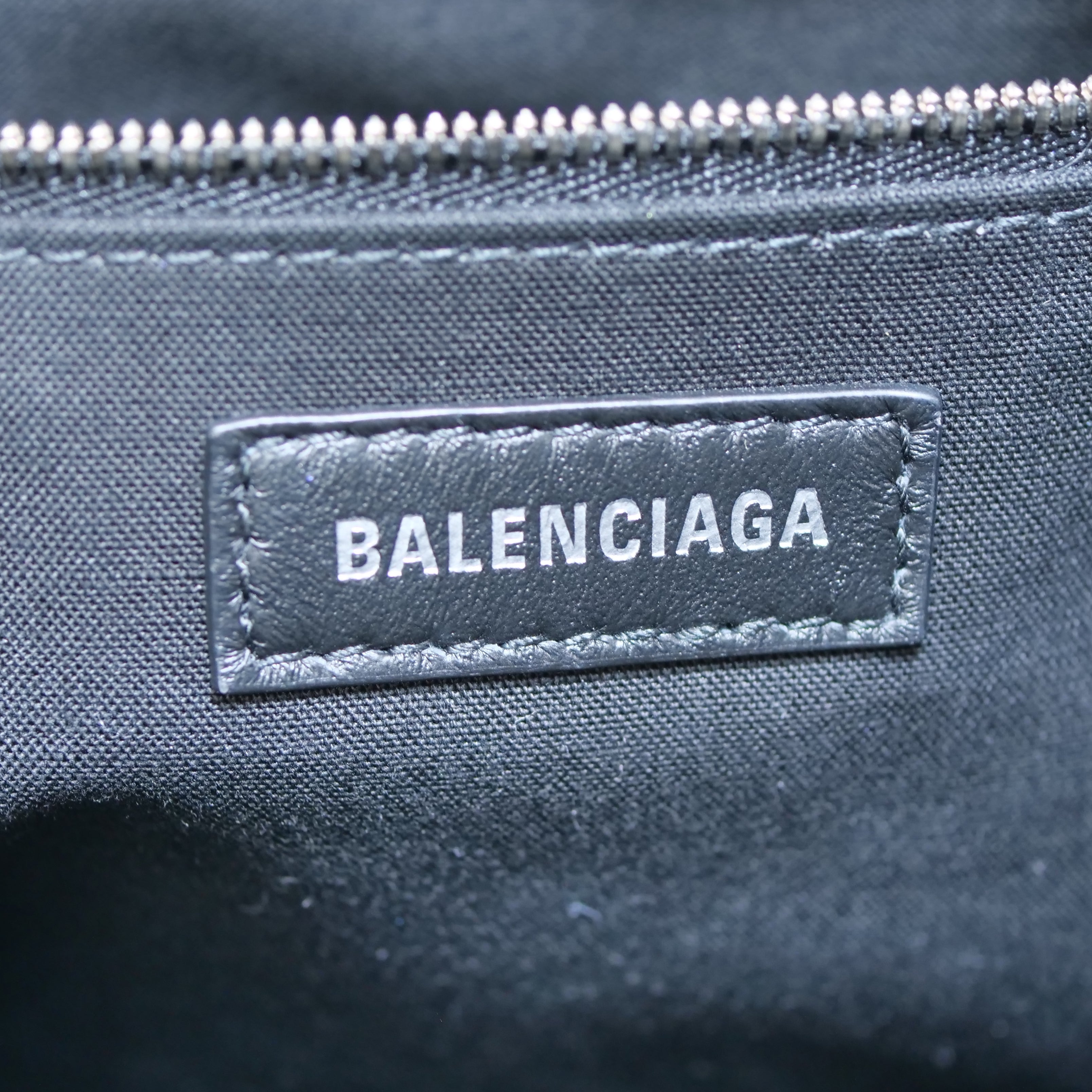 BALENCIAGA Biarritz Small Tote Bag 810981