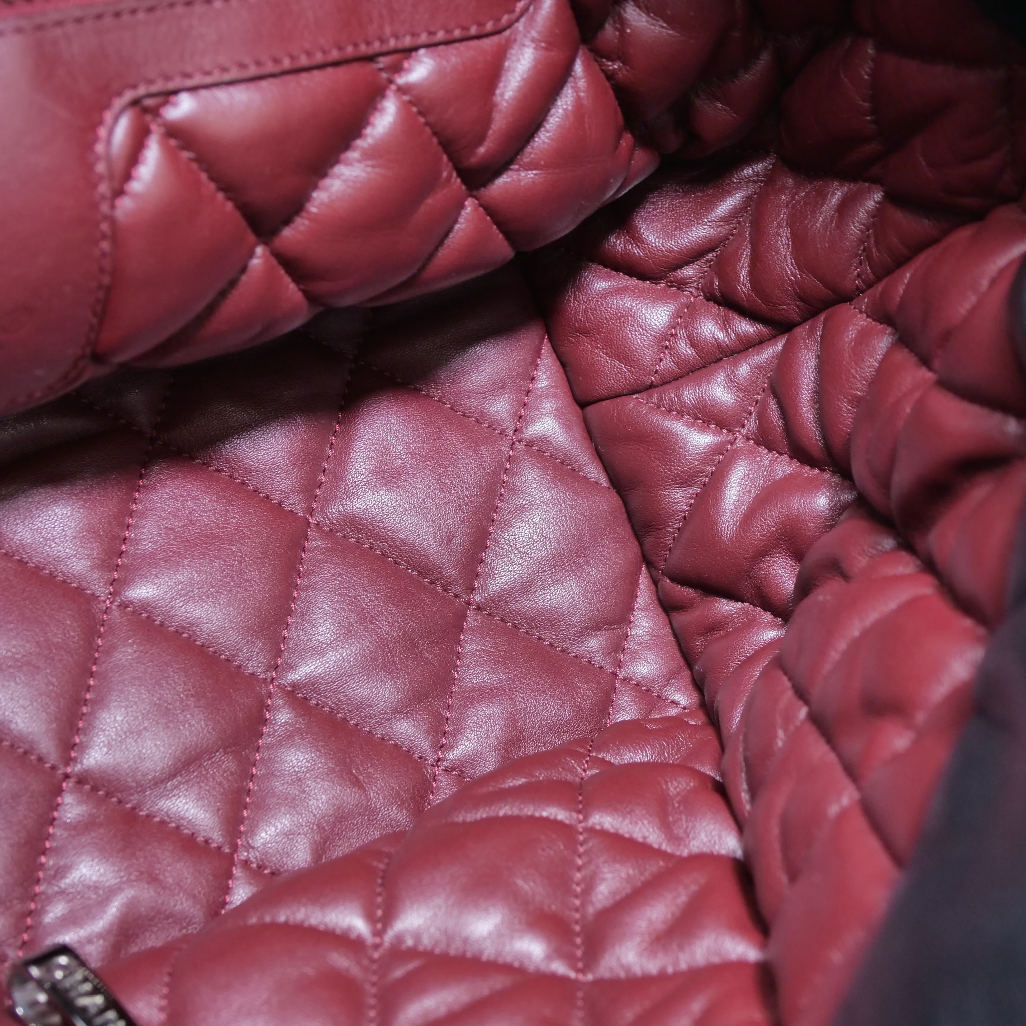 CHANEL Coco Cocoon small Leather Tote Bag A47108