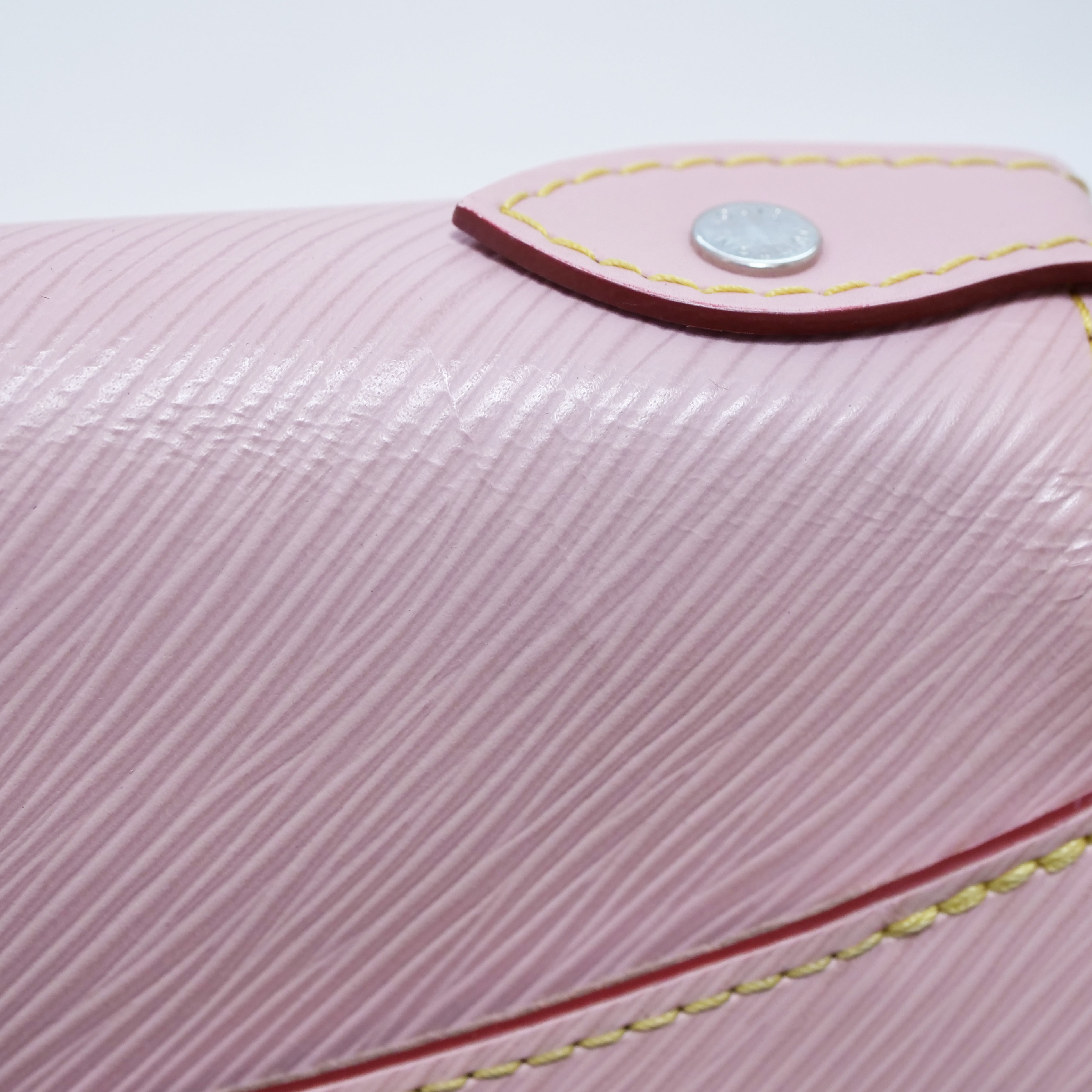 LOUIS VUITTON Epi Saint Cloud Shoulder Bag Rose Ballerine